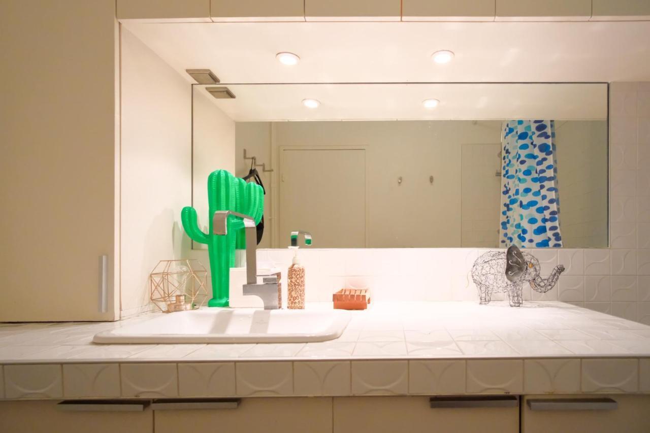 Beautiful And Bright Appt With Eiffel Tower View Apartment *